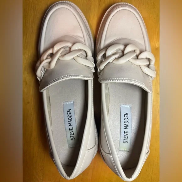 Steve Madden Cream Chunky Chain Loafers Lug Sole - US 9 - Picture 6 of 9